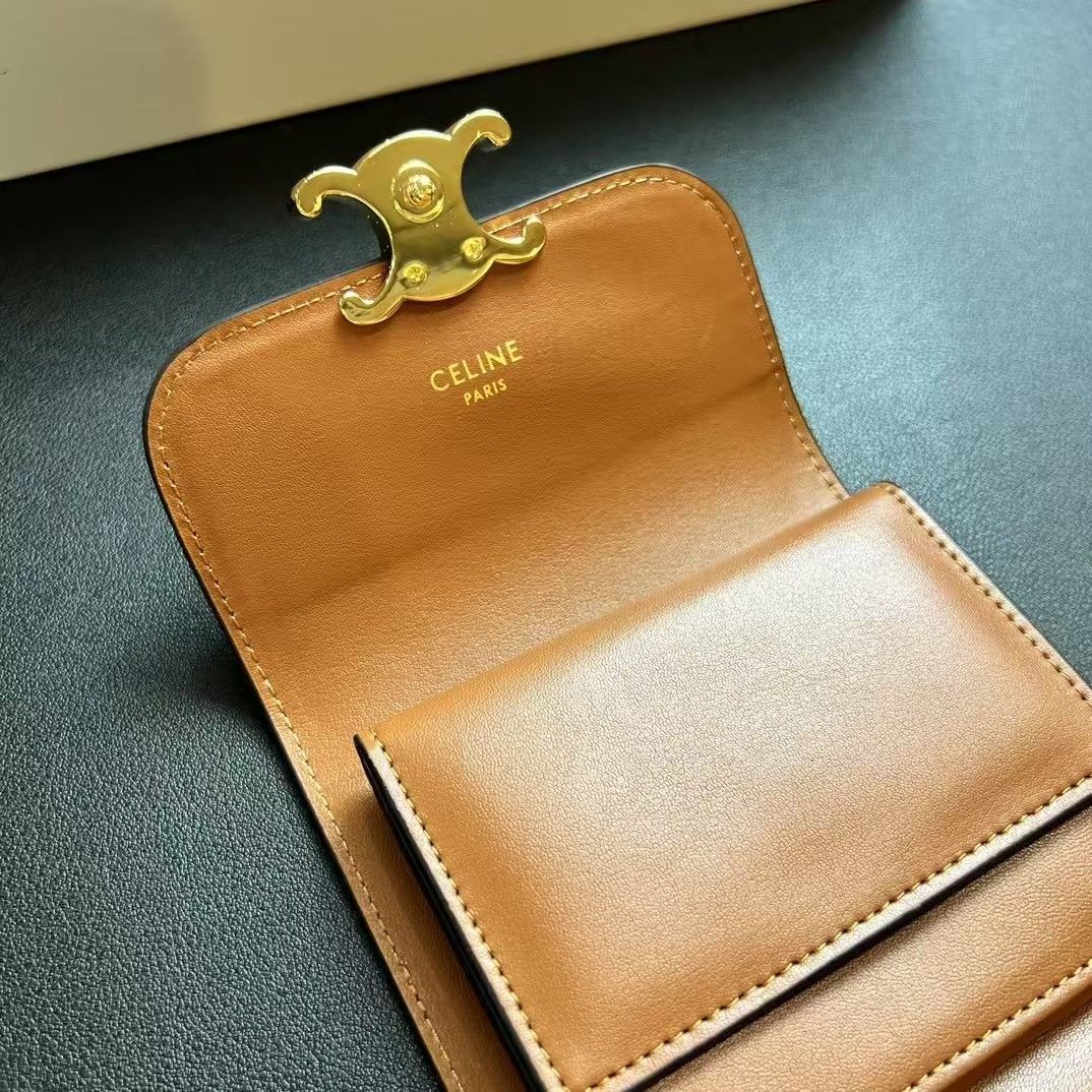 日本直送 名牌中古包 】CELINE セリーヌ 財布 キャメル ロゴ