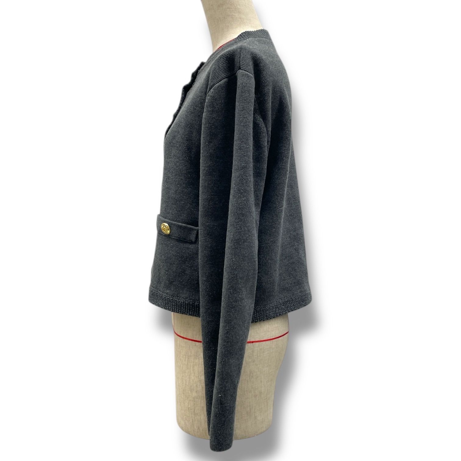 anuans アニュアンス オリジナルボタンノー ニットジャケット カーディガン 羽織り ショート丈 金ボタン -1 灰色 ダークグレー フリーサイズ レディース 冬 ゴーゴー古着 5 No.983