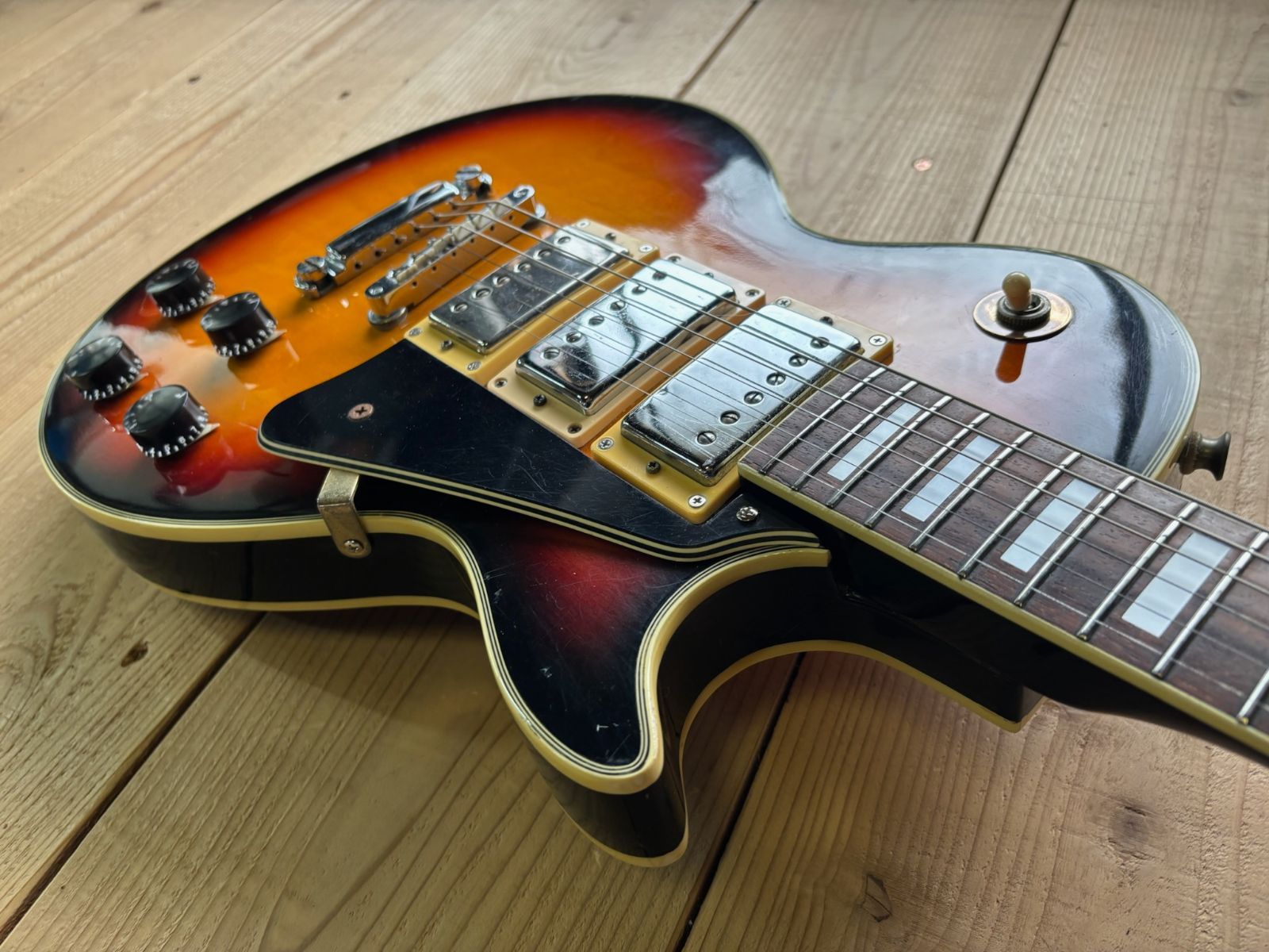 トムソン レスポールタイプギター Tomson Les Paul Custom Type