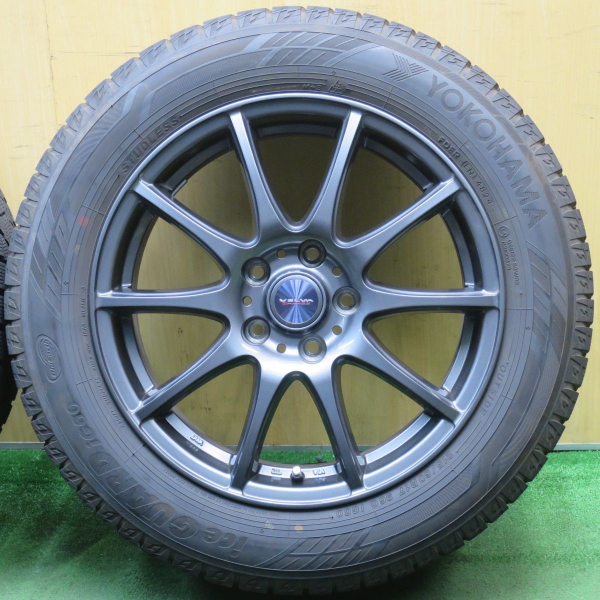 バリ溝 24年 キレイ 9.5分 スタッドレス 215 60R17 ヨコハマ アイスガード iG60 VELVA CHARGE ヴェルヴァ 17インチ PCD114.3 5H 5092903NJス FFCRYSTALESIA_COM