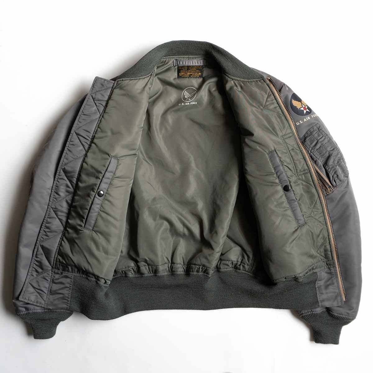 ANCIENT MYTH MA-1フライトジャケット　S　【10月末まで出品】 MASSES 'MA-1 TL of D'フライト ジャケット パッチ グリーン