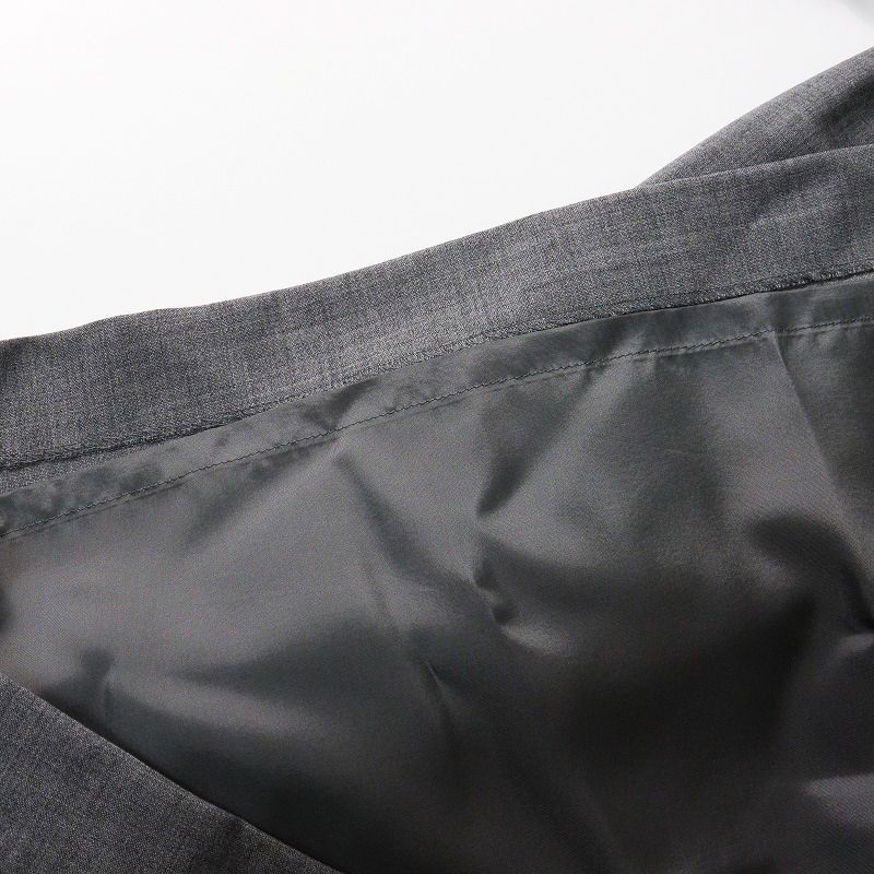 button formal