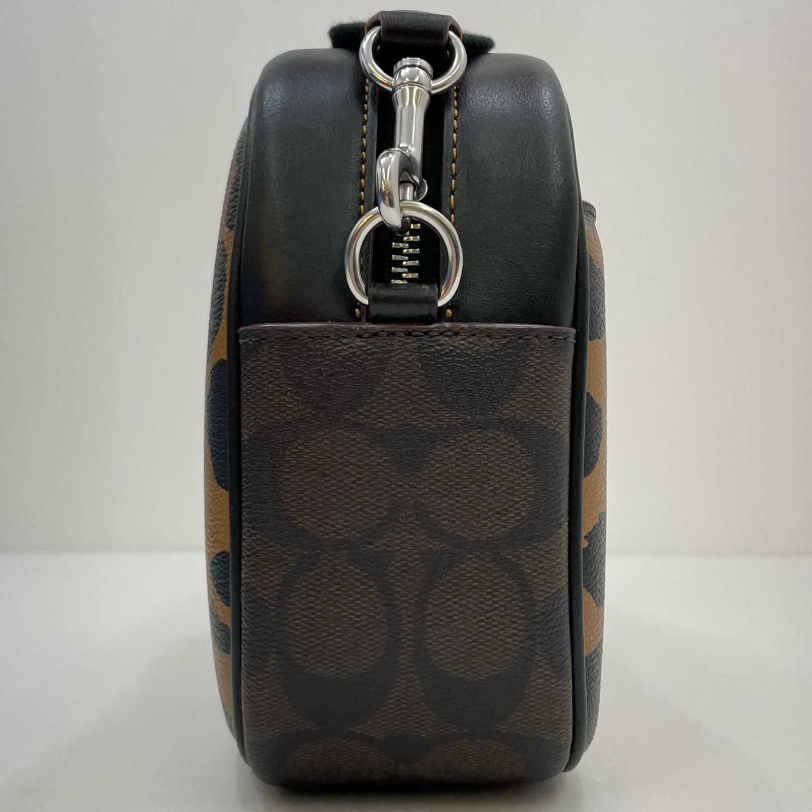 新品未使用展示品 COACH コーチ ショルダーバッグ ジェイミー カメラ 