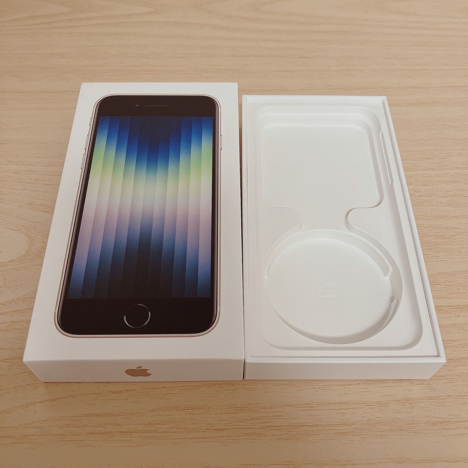 アップル iPhone SE 第3世代 64GB スターライト 標準セット 箱 - メルカリ