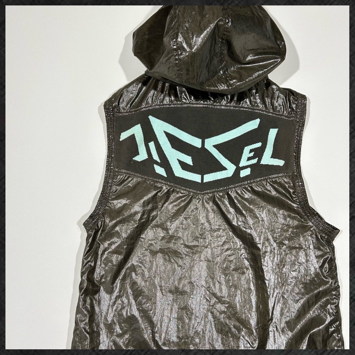 ディーゼル DIESEL ナイロンベスト フーディ y2k テック グランジ 