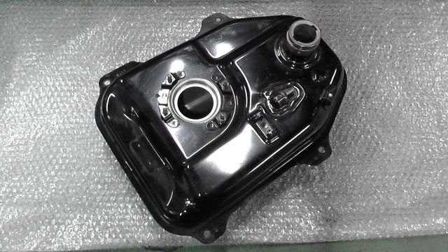 リード125　JF45-1425xxx　の　ガソリンタンク:#1730338755