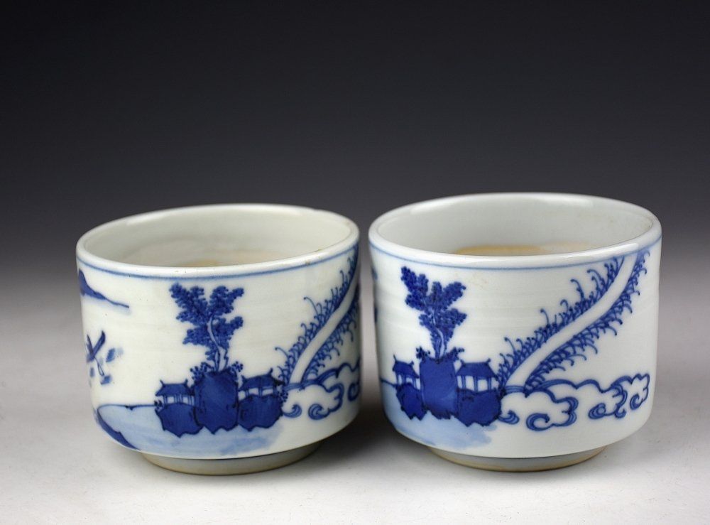 蔵C8610c 時代 唐木莨盆 一対 九谷 染付火入れ