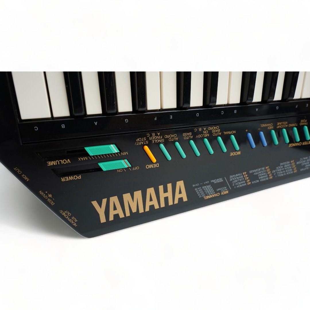 ヤマハYAMAHA ショルダー・キーボード SHS-10 - 器材