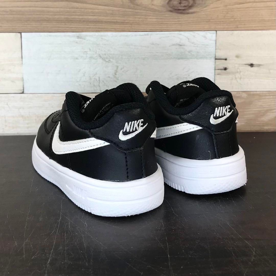 NIKE AIR