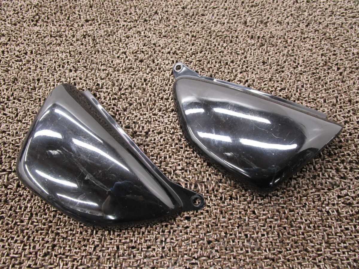 イナズマ400 サイドカバー 左右 ▲A5850 GK7BA スズキ K717 INAZUMA キャブ車