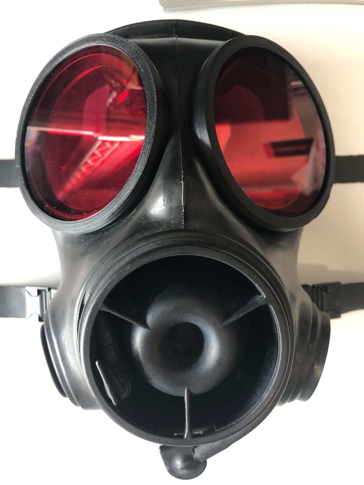 イギリス軍S10ガスマスク用レンズ 赤 レッド GasMask 外付けリング付 