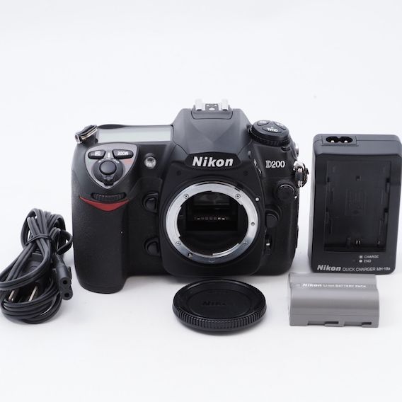 美品Nikon D200 ニコン デジタル一眼レフ ボディ - カメラ