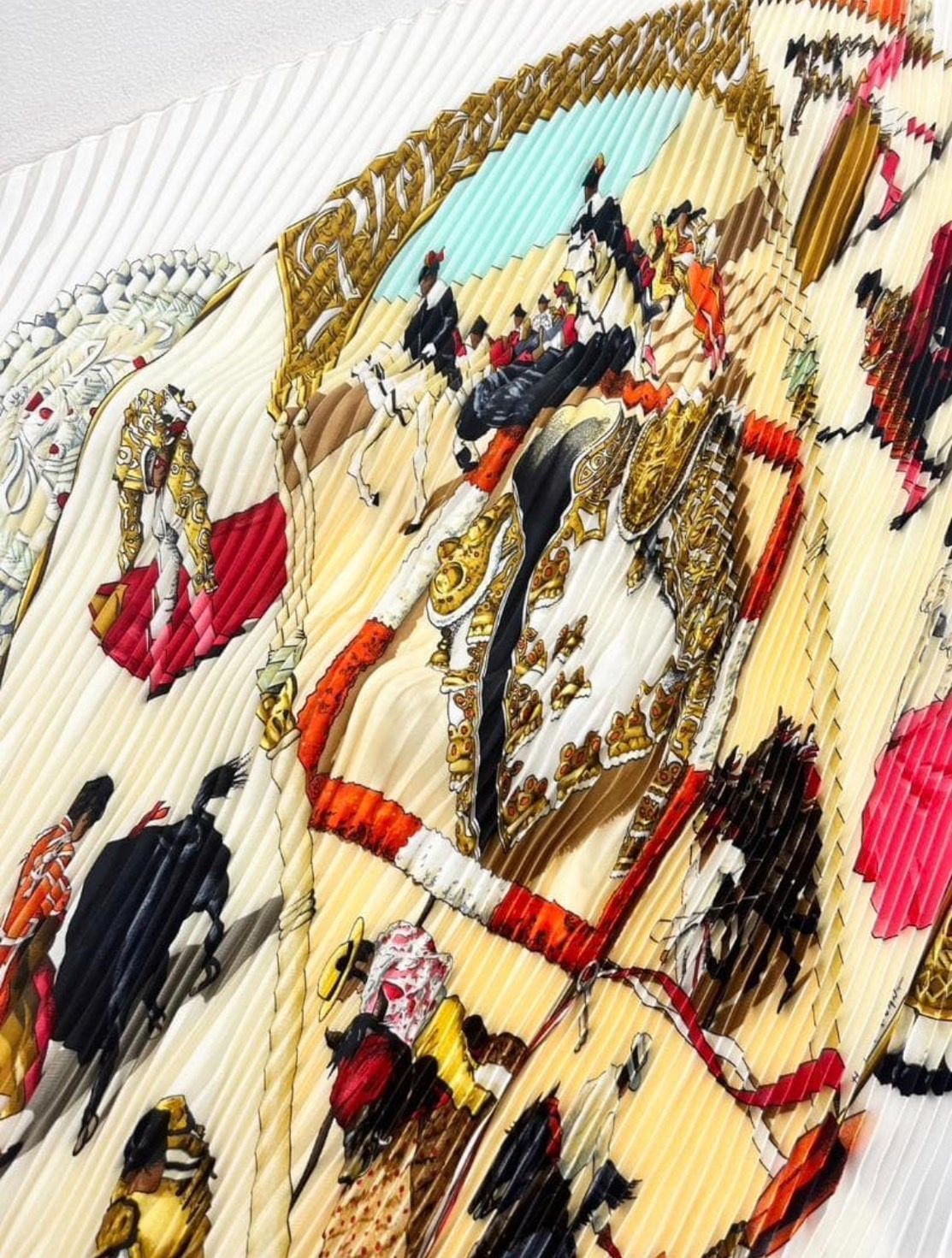 HERMES プリーツスカーフ PLAZA DE TOROS エルメス HERMES プリーツスカーフ PLAZA DE TOROS エルメス 楽天市場】エルメス