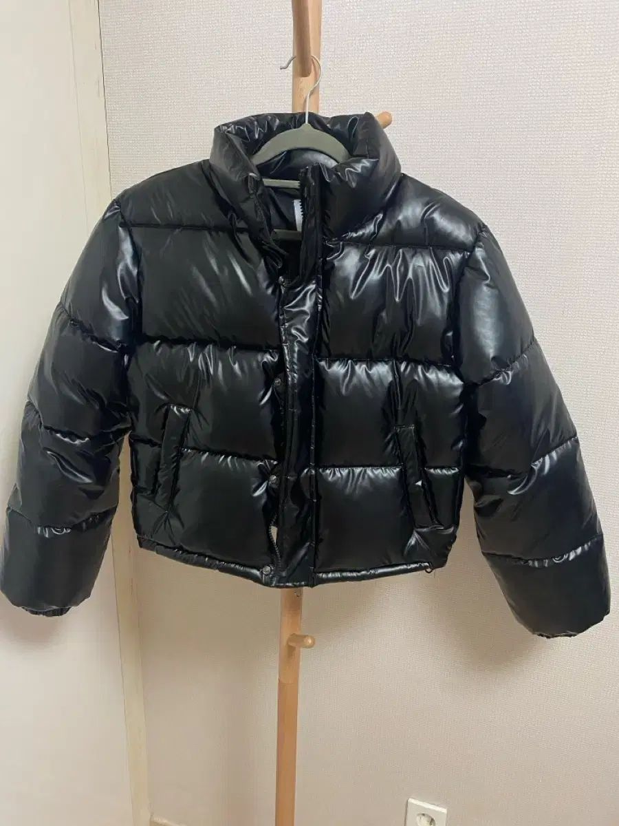 黒 クロップド ショートダウン ダウンフェザー 測定値を見る