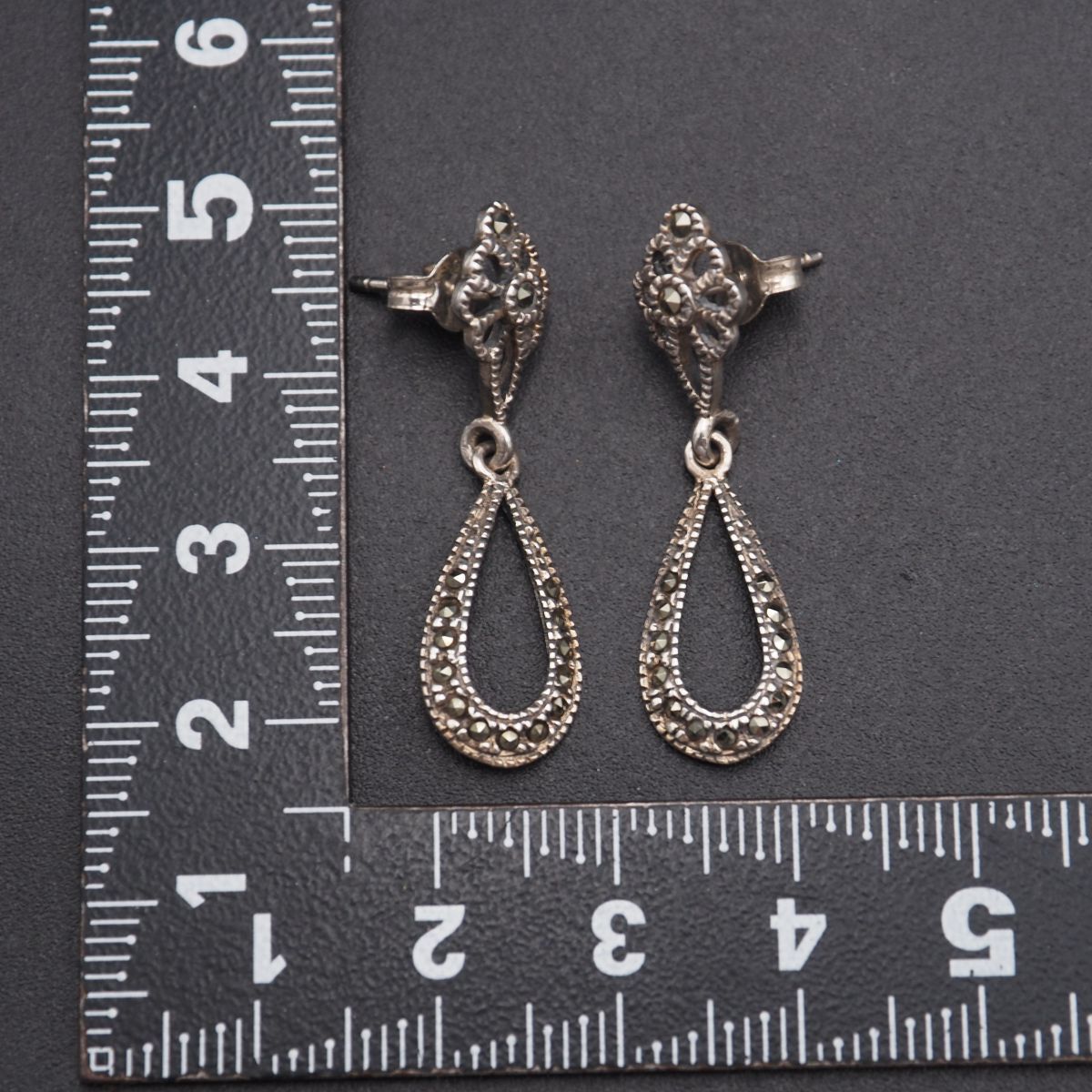 VINTAGE SILVER 925刻印 ターコイズ マーカサイト装飾 ピアス VINTAGE SILVER 925刻印 ターコイズ マーカサイト装飾 ピアス