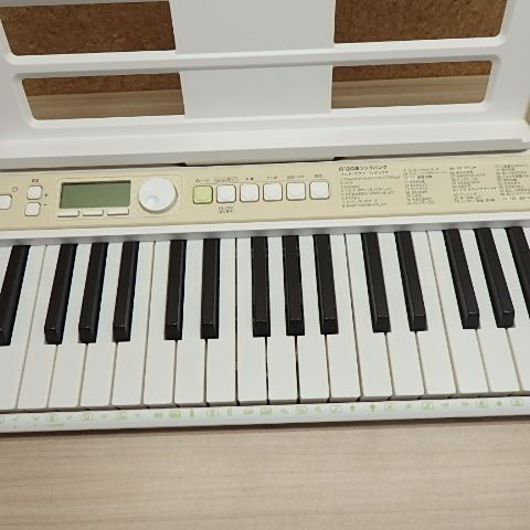 美品 CASIO LK-325 Casiotone 光ナビゲーションキーボード LK-325 2022