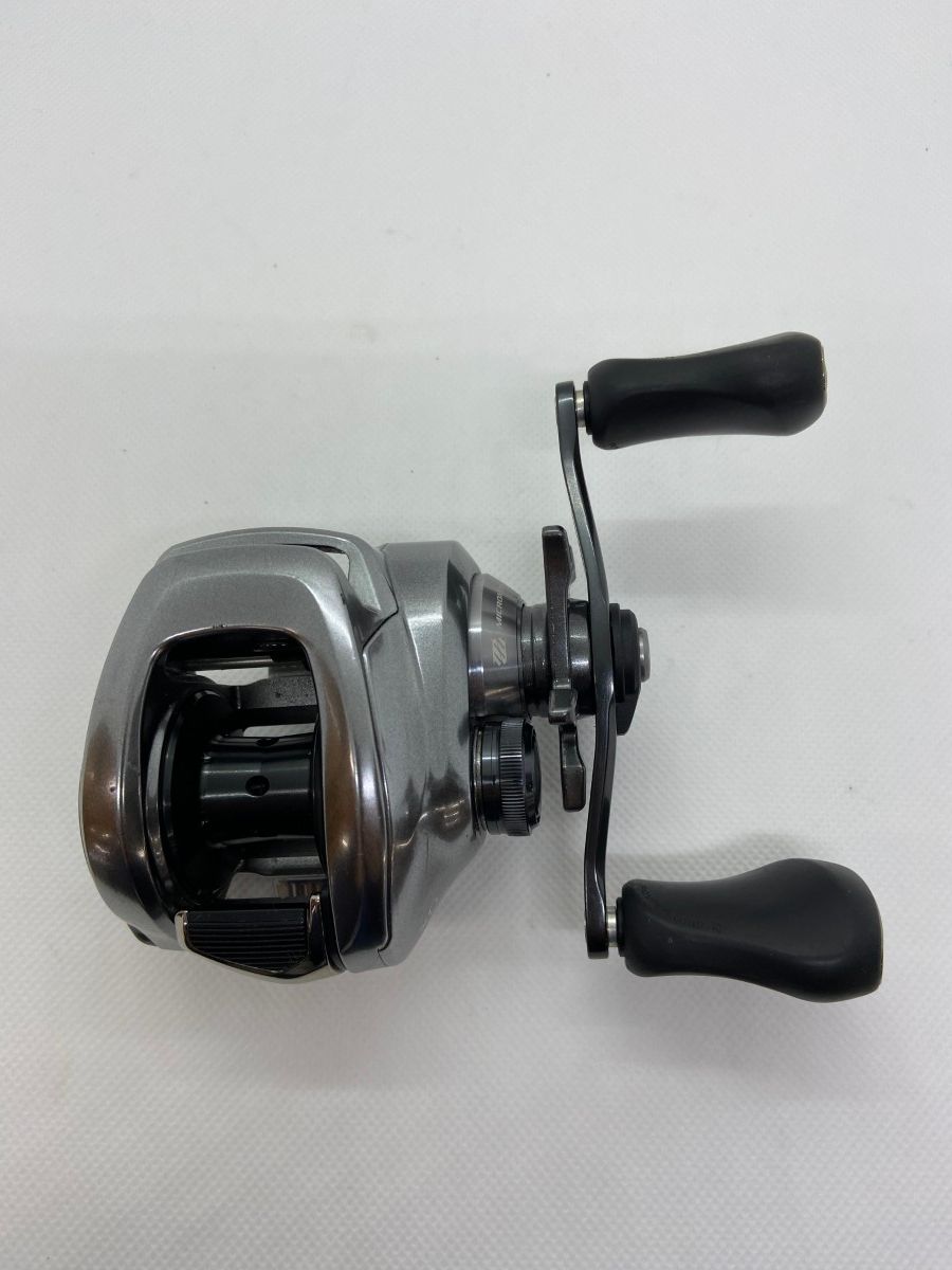 SHIMANO - ΨΨSHIMANO シマノ ベイトリール　18バンタムMGL XG RH 　箱付 03859 ΨΨSHIMANO シマノ ベイトリール 18バンタムMGL XG RH 箱付 03859