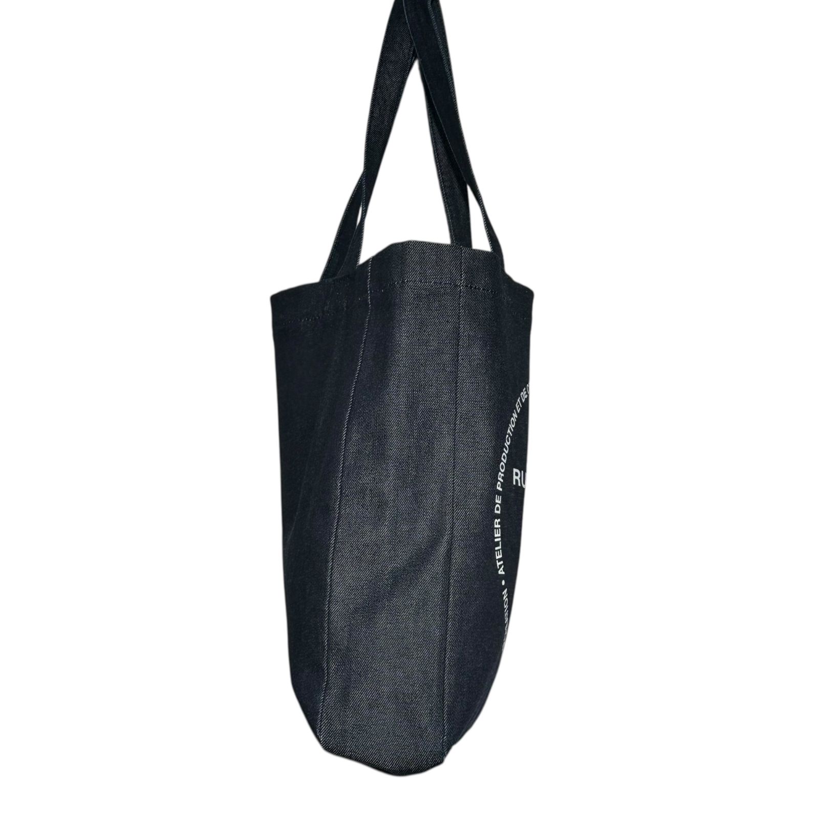 新品 A.P.C. アーペーセー デニム トートバッグ ダークデニム トート A.P.C.(アーペーセー) Sword and Guitar Logo Print Denim Tote