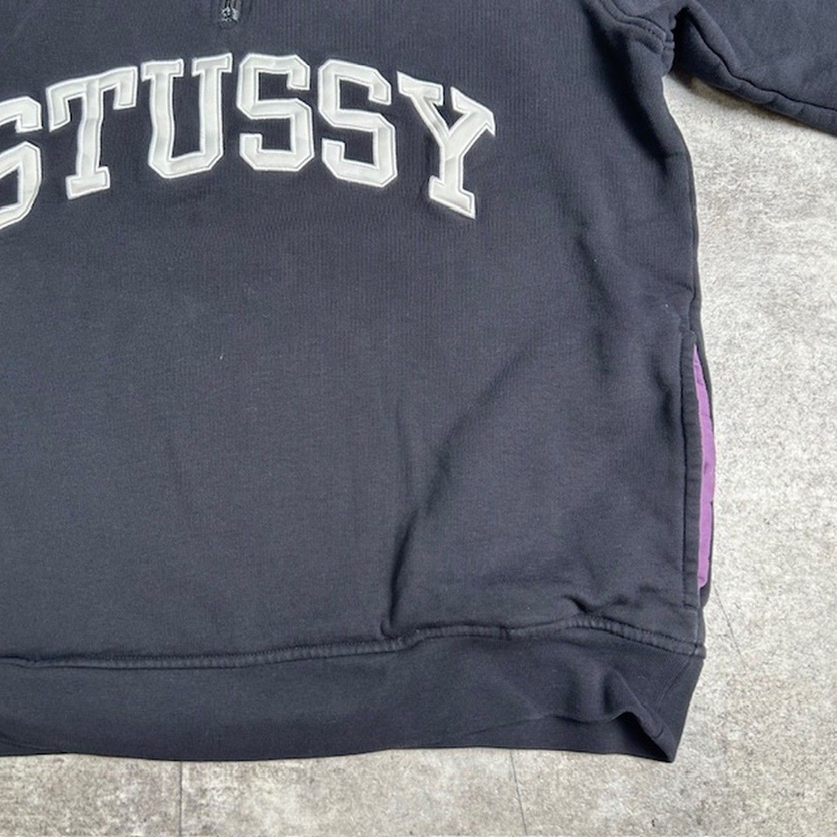 STUSSY ステューシー ハーフジップスウェット ブラック フード