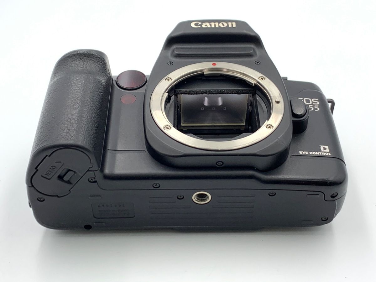 Canon EOS 55 ブラック ボディ 中古美品　動作確認済み Canon EOS 55 ブラック ボディ［フィルムカメラ］(中古品) 中古Canon