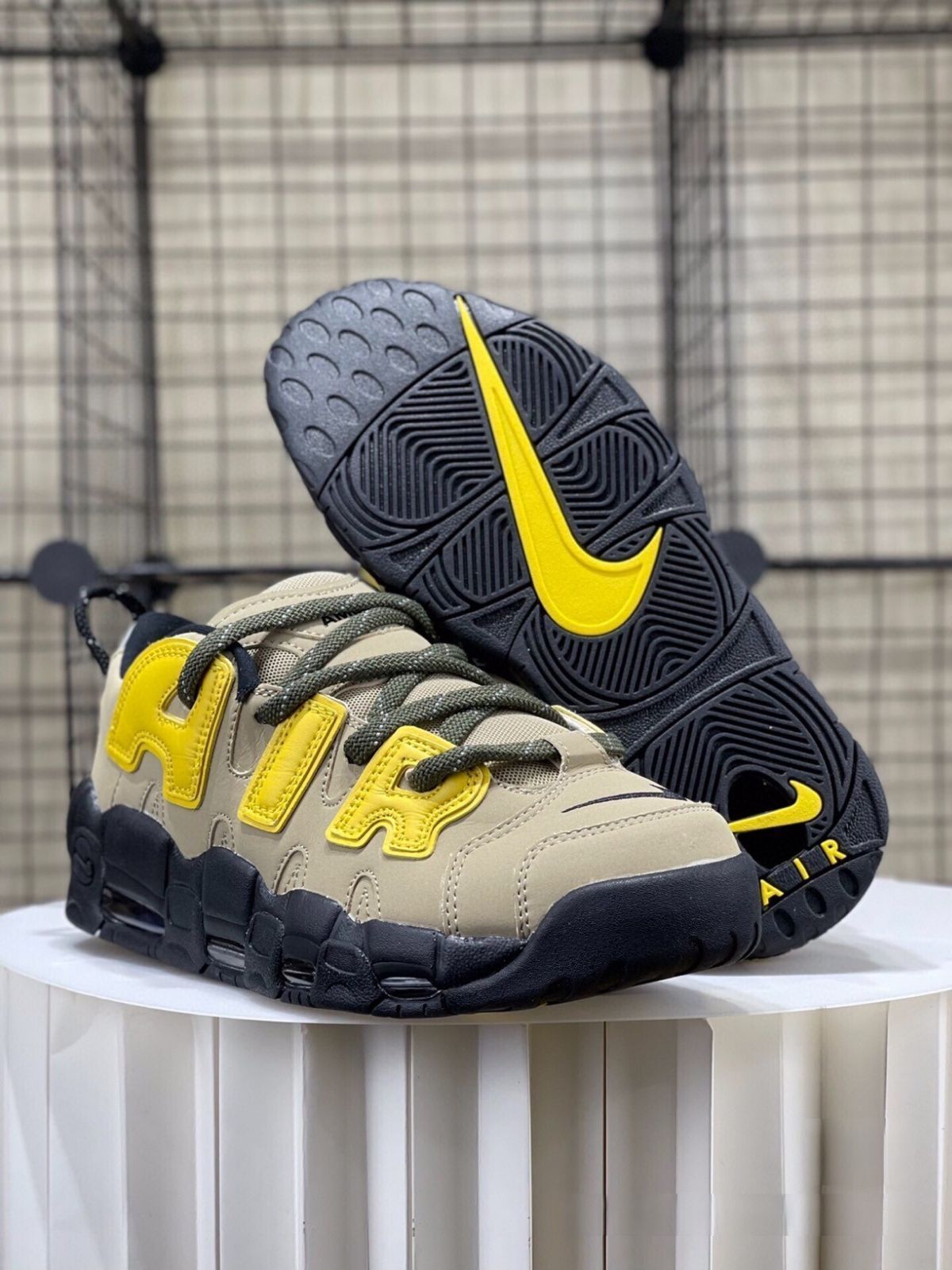 新品未使用 NIKE ANBUSH FB1299-200 27cm 送料無料 AMBUSH × Nike Air More Uptempo Low 