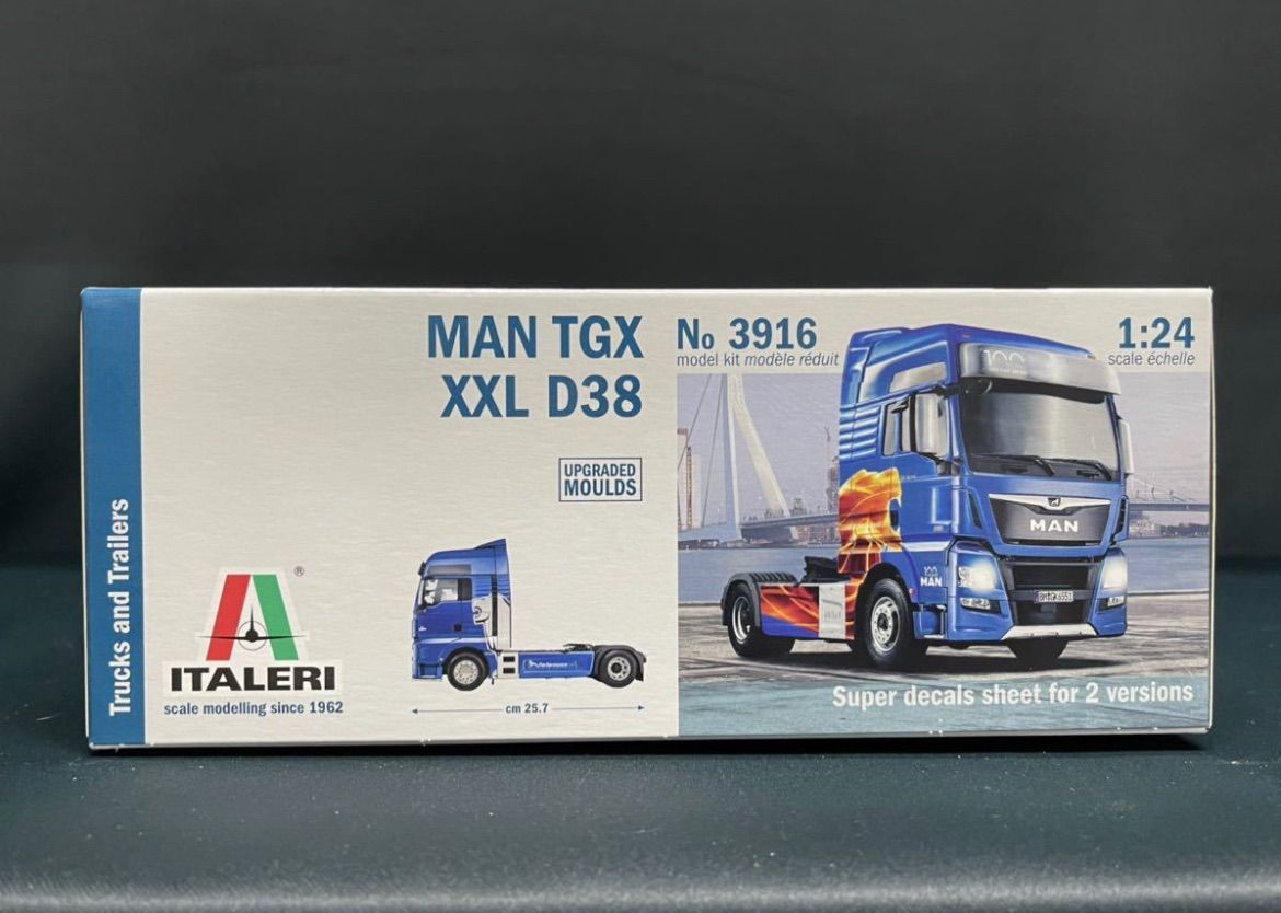 デコトラ‼️1/24 イタレリ・MAN TGX XXL（未組立品）