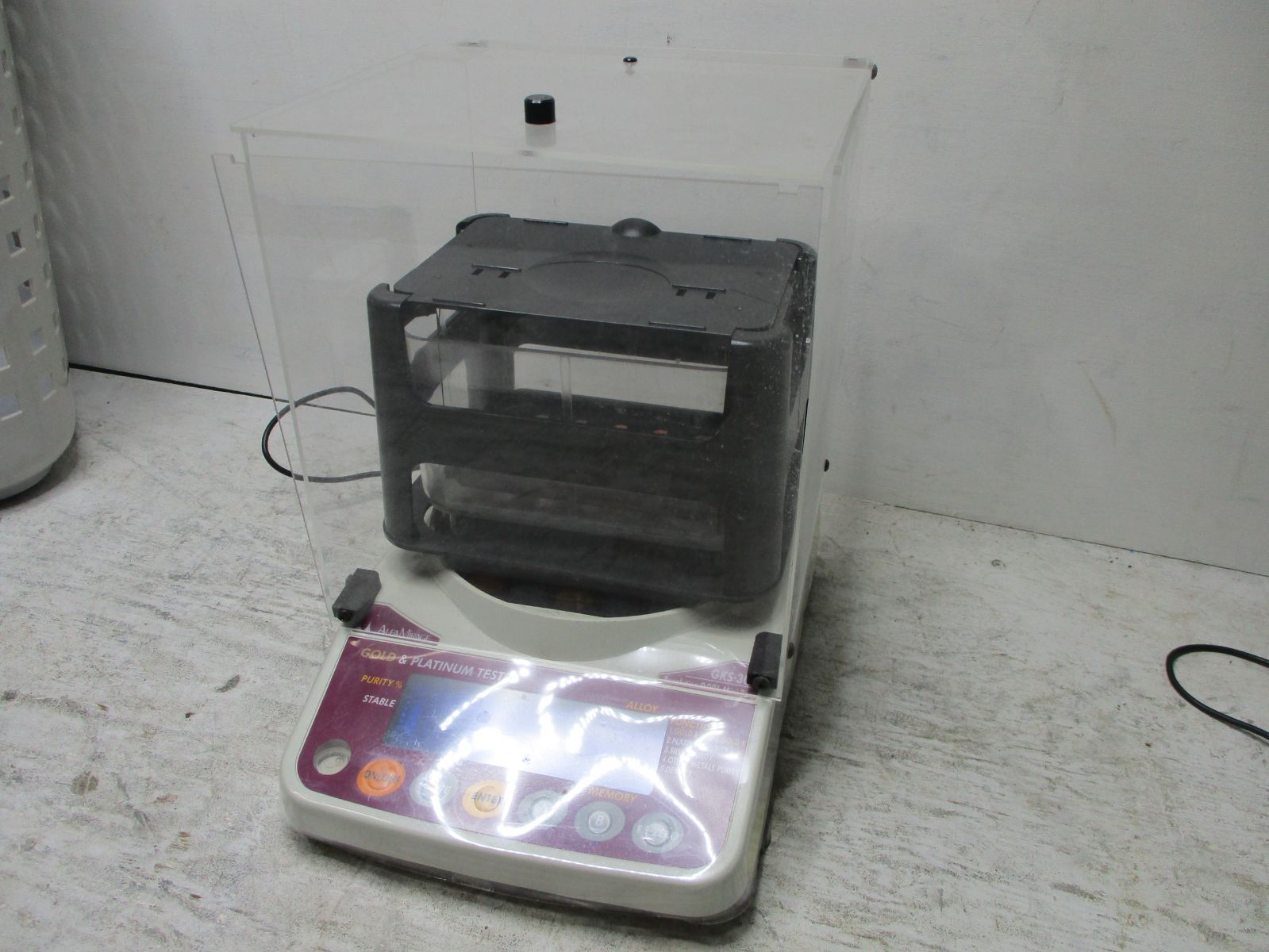 アルファミラージュ　比重計　貴金属　GK-300　中古品です。 アルファーミラージュ GKS-300 貴金属テスター 比重計 中古 中古品