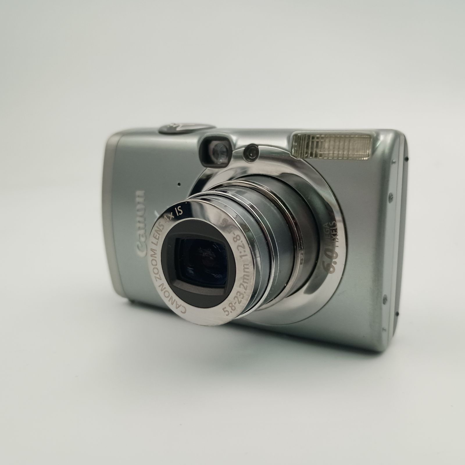 i*g様 IXY Digital 800 IS シルバー　ミニ三脚　ケース付き Amazon | Canon デジタルカメラ IXY (イクシ) DIGITAL 800 IS