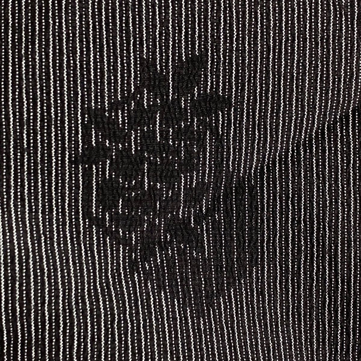 塩沢紬 身丈163cm 裄丈63cm S 袷 塩沢絣 証紙 亀甲 草花 黒灰 正絹 美  