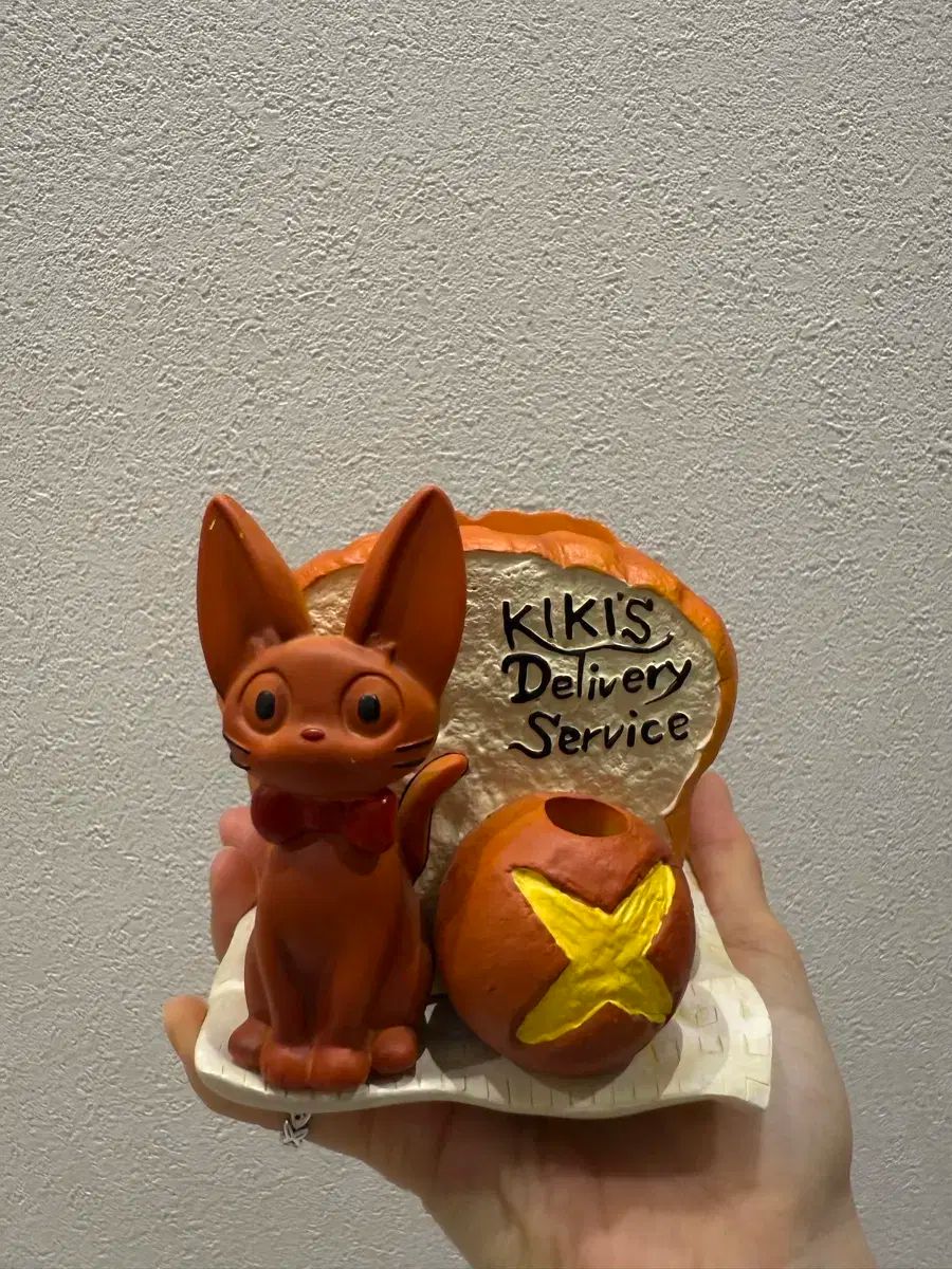 魔女配達ブキキ 食パン焼き ペンホルダー