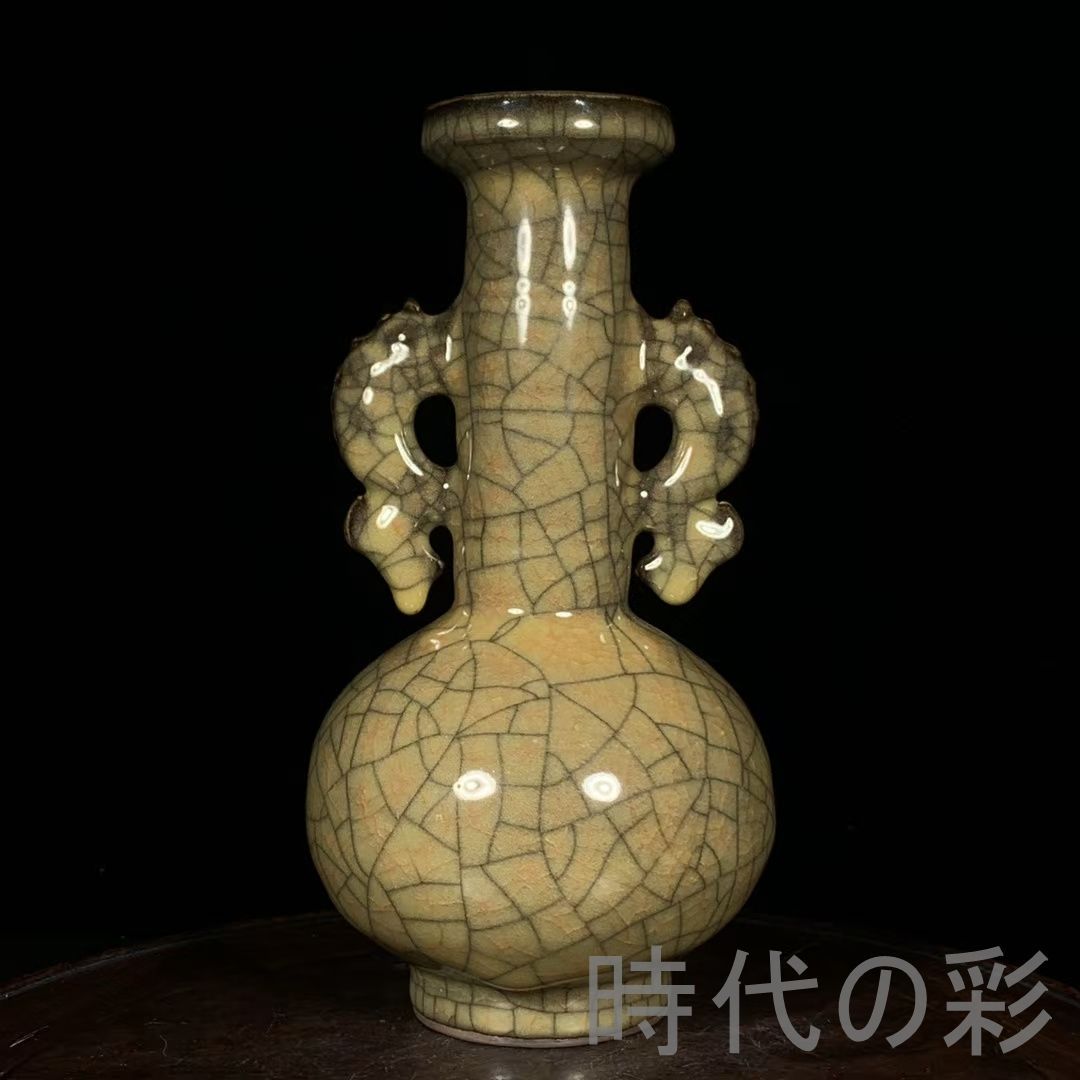 中国古美術 宋代 哥窯 双耳瓶 花瓶 文房置物 茶道具 青磁 古陶磁器 旧蔵 古賞物 古玩 時代物