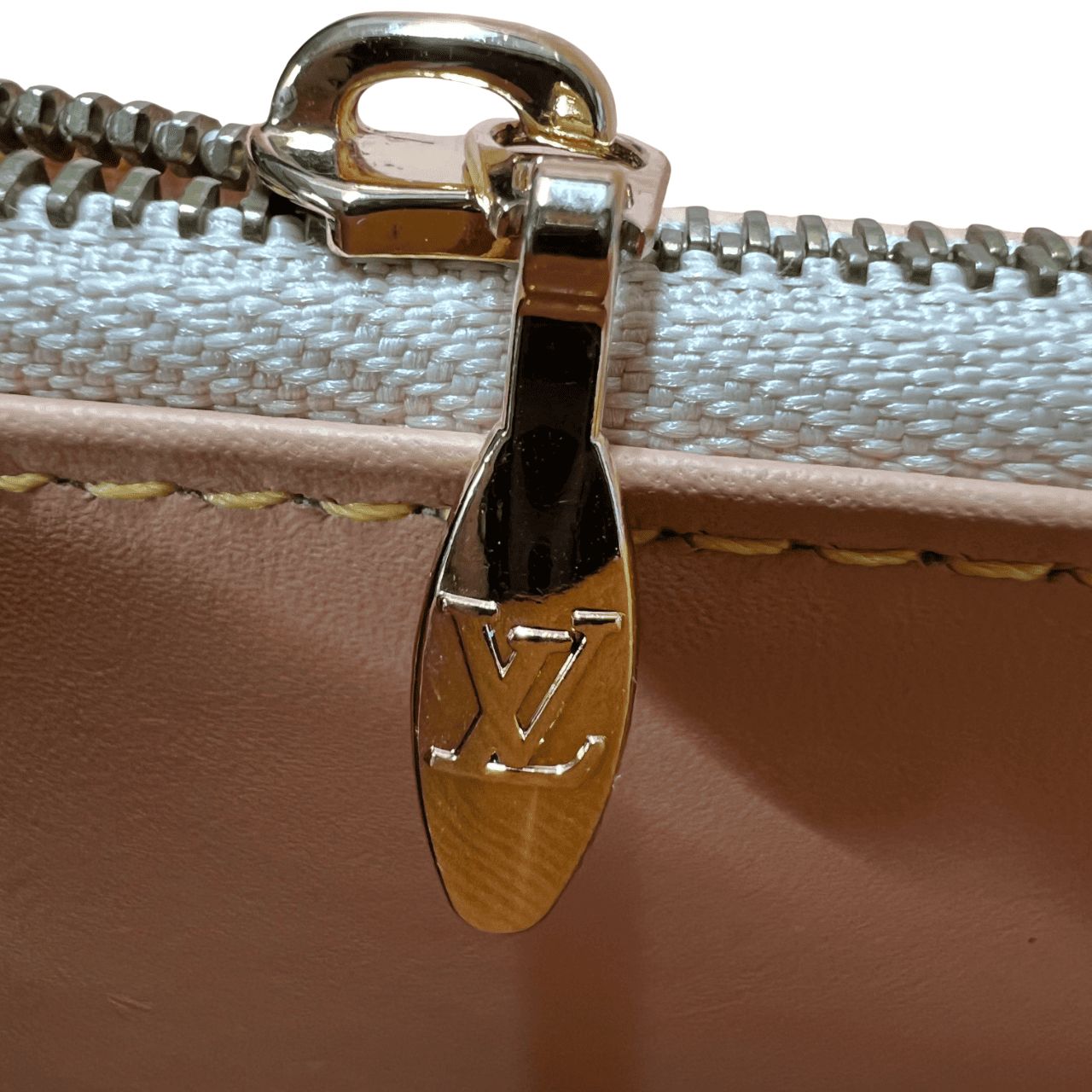 在庫一掃SALE】未使用品 LOUIS VUITTON ルイ ヴィトン 長財布 