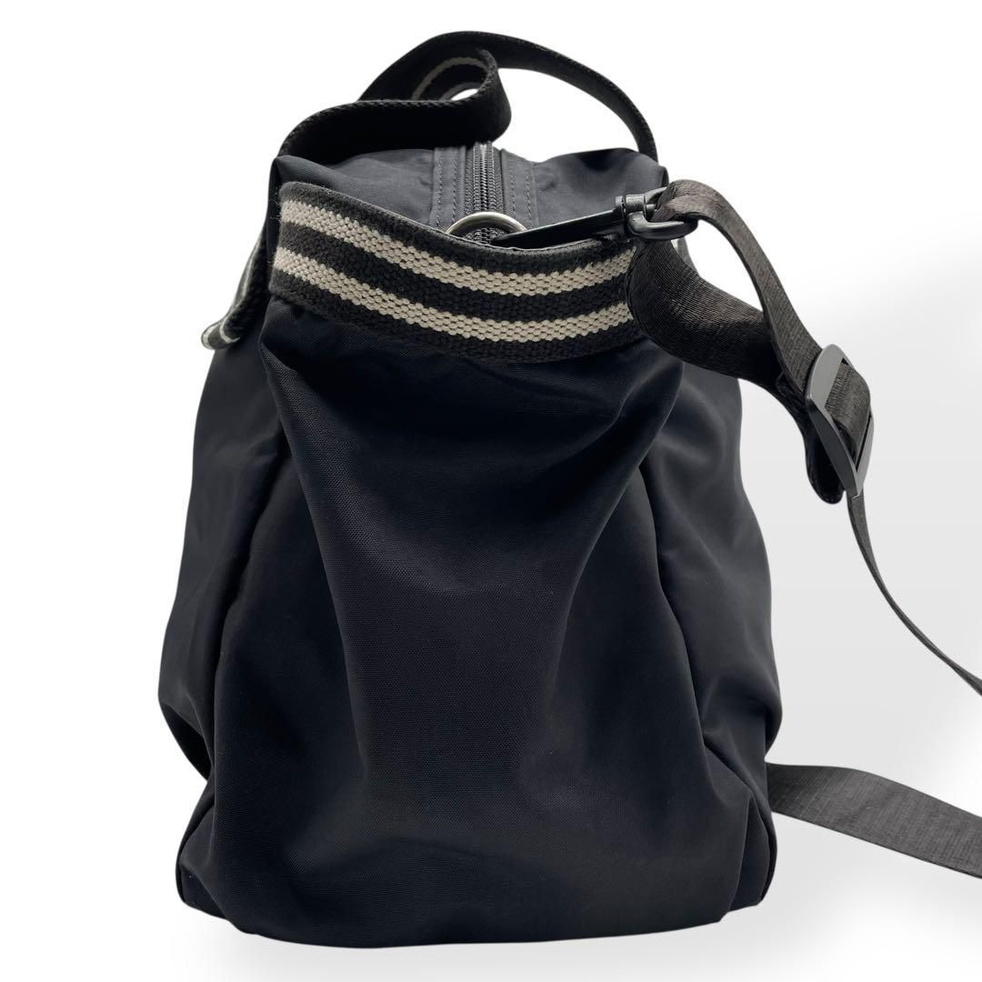 極美品　アニエスべーボヤージュ　2way　ボストンバッグ　斜め掛け　ナイロン　黒 agnes b. アニエスベー 2wayミニボストンレザーバック （RAT01