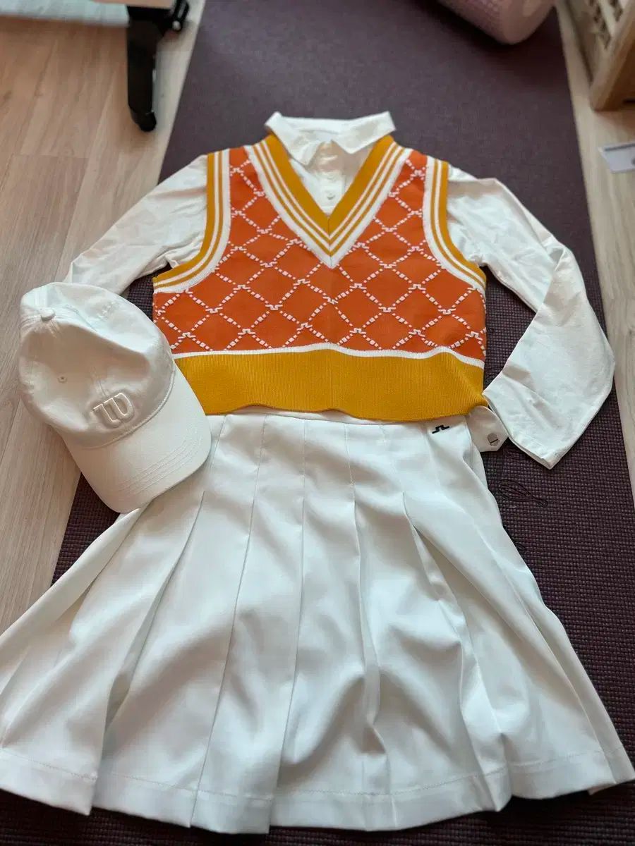 【保証書付】 TANGRAM ピステ ウィンドブレーカー 試着のみ XL（ユニ メンズウェア