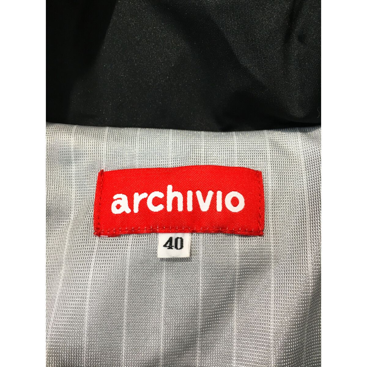 archivio - coco 未使用品 アルチビオ archivio レディース ジャケット 40(L) 黒 ブラック フード付き 中綿 銀色裏地 archivio - coco 未使用品 アルチビオ archivio レディース