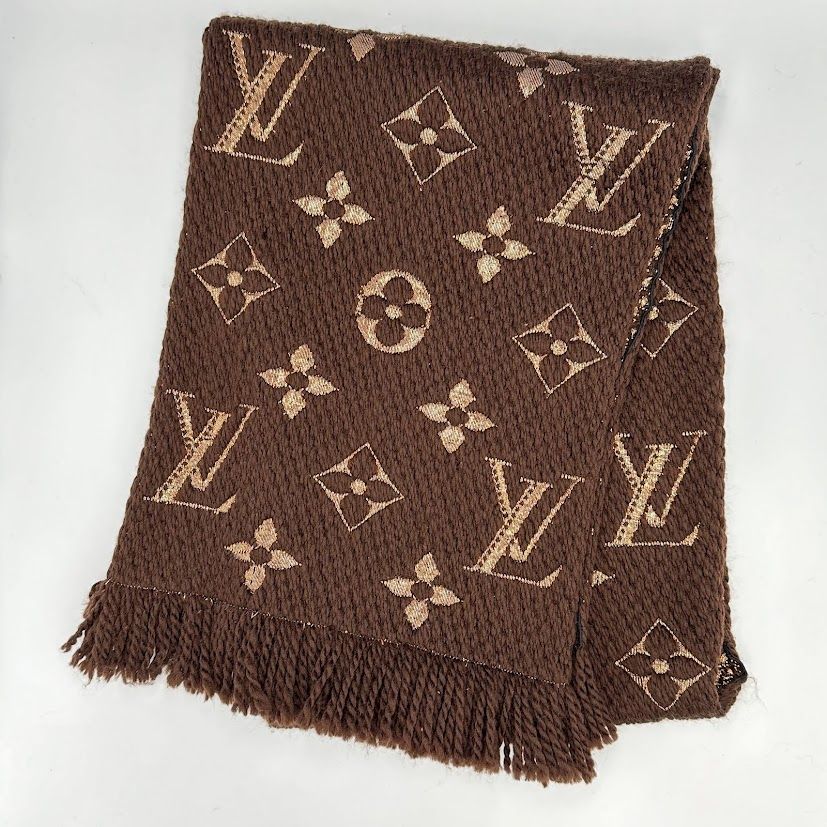 ☆ LOUIS VUITTON ルイヴィトン エシャルプ・ロゴマニア シャイン