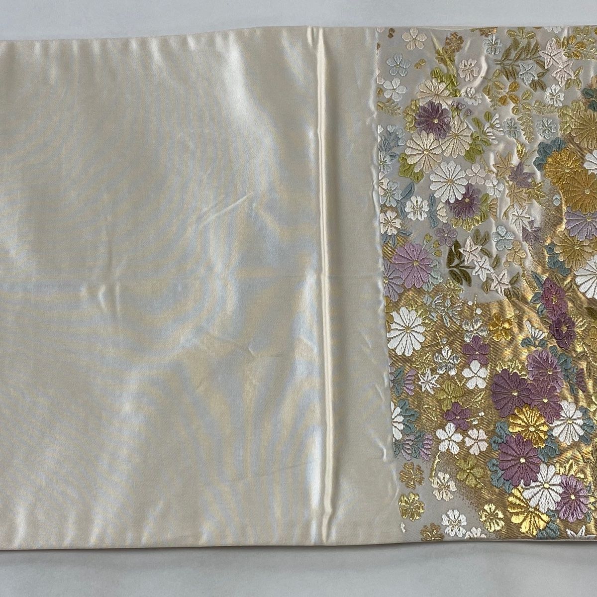 袋帯　金糸／銀糸 菊花刺繍 袋帯 美品 秀品 菊 草花 金銀糸 刺繍 クリーム 六通 正絹 【中古