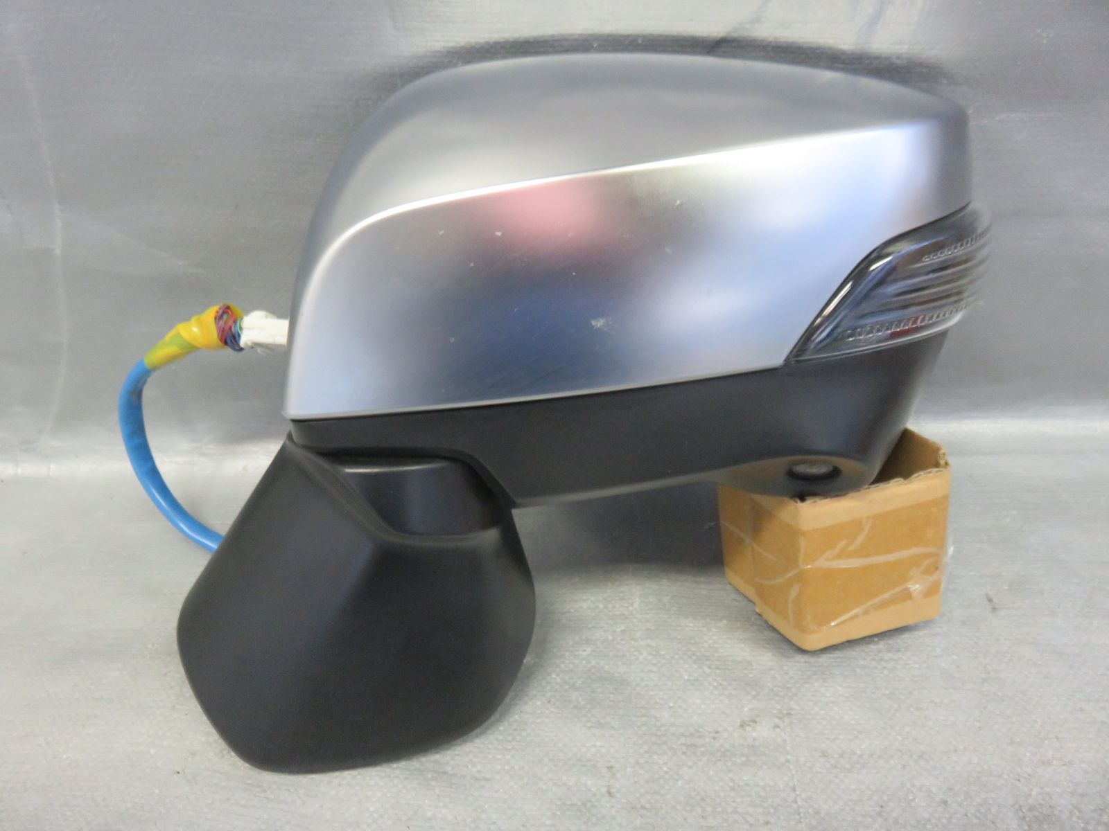 STD7256 スバル VM4 VMG レヴォーグ 純正 ドアミラー サイドミラー 左 助手席 左側