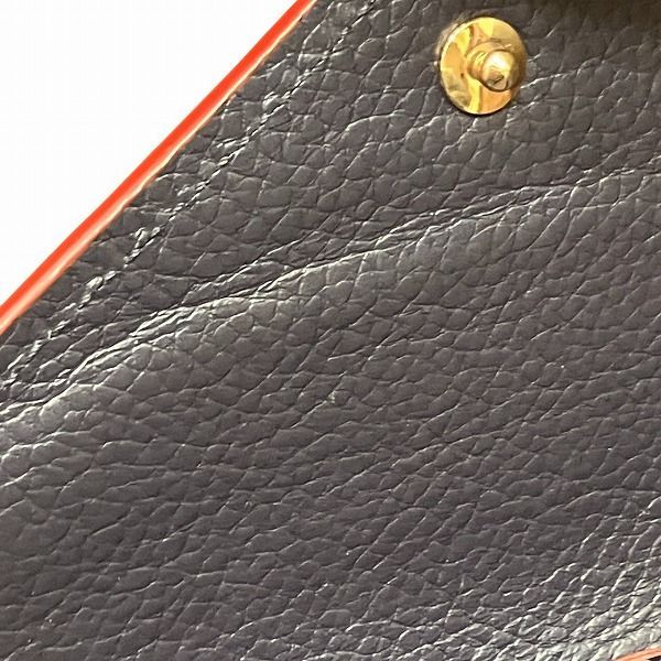 3つ折り財布