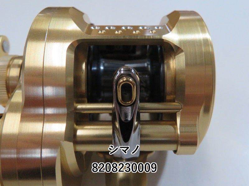 【美品】シマノ 23 カルカッタコンクエスト MD 400XG 右 シマノ（SHIMANO） 23 カルカッタコンクエスト MD 400XG 右ハンドル