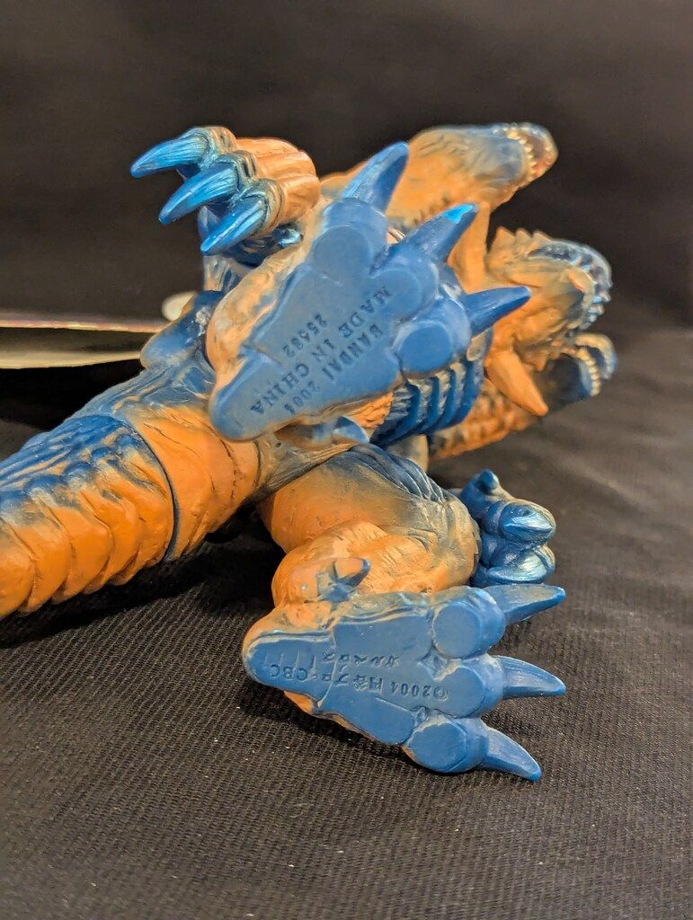 バンダイ ネクサス ウルトラ怪獣シリーズ2004 ゴルゴレム タグ付 タグ