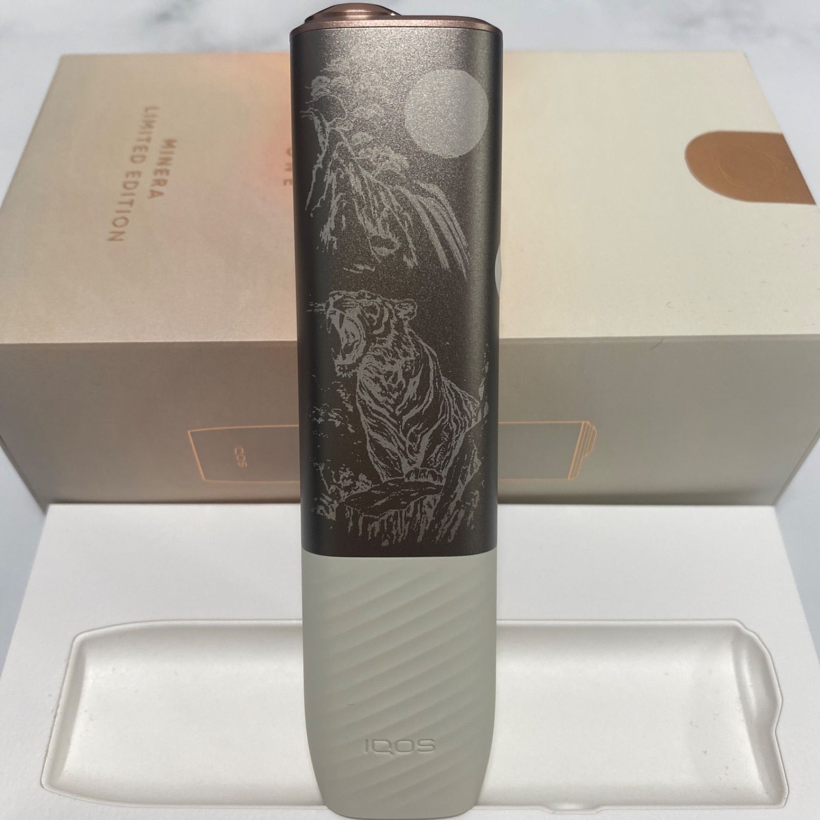 虎 和柄 水墨画 デザイン iQOS ILUMA i ONE アイコス イルマ i ワン 