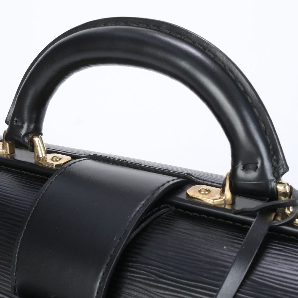 美品】ルイヴィトン エピ セルヴィエット フェルモワール M54352