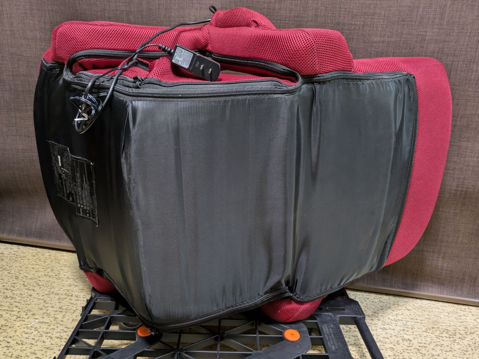 AIM-127 マッサージ座椅子