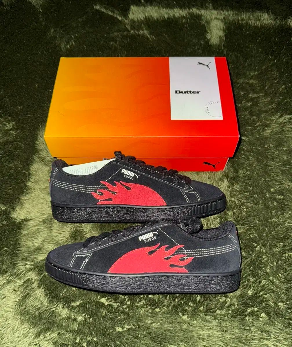 250 バターグッズ X PUMA(プーマ) フレーム スエード 黒