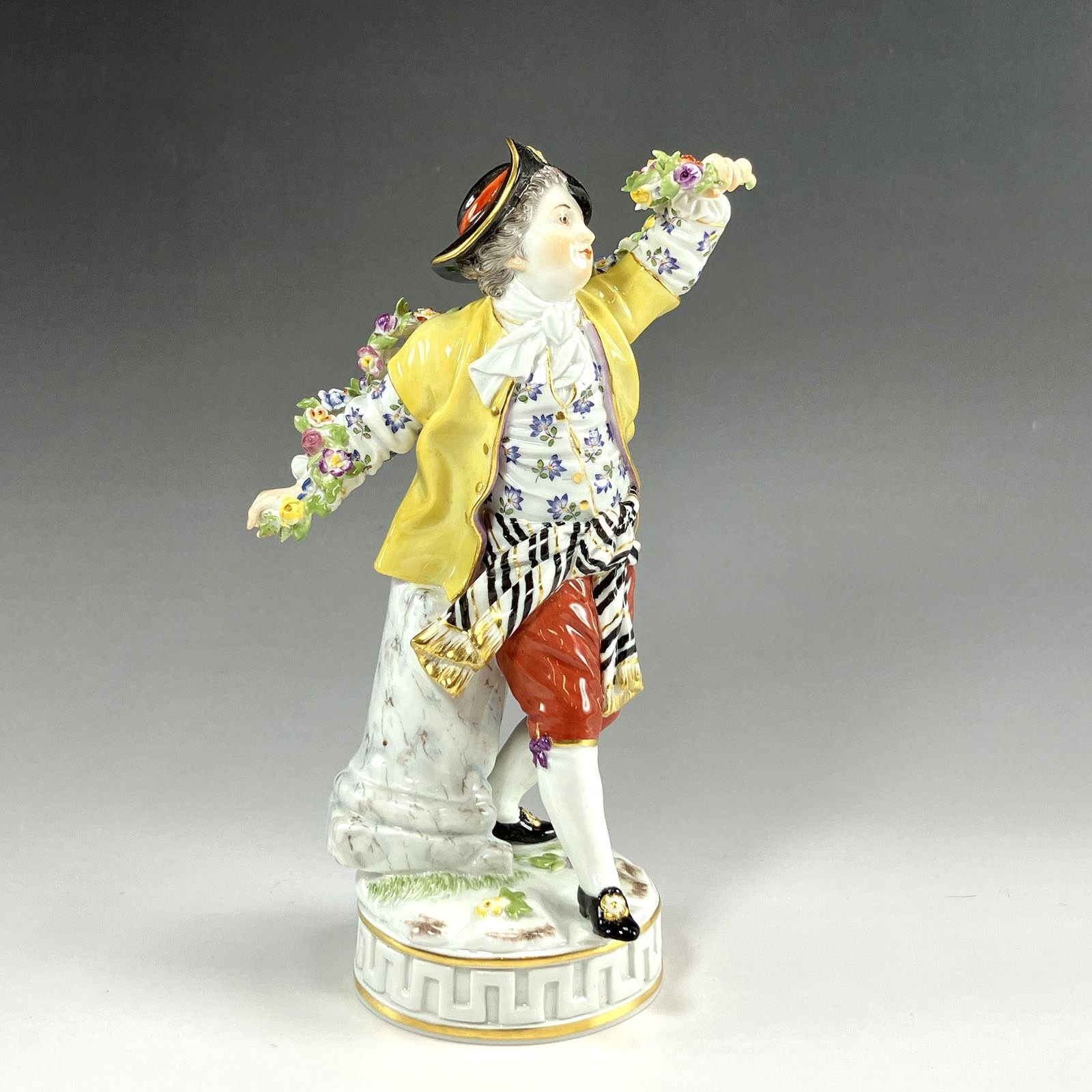 Meissen マイセン 花づなを持った庭師の青年 61246 庭師の子供たち ポーセリン _ 置物 オブジェ