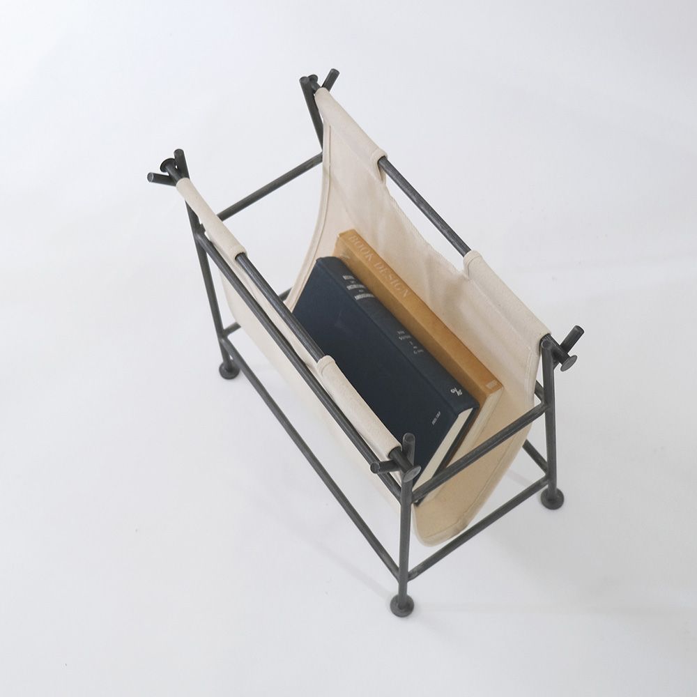 汚れたら洗えるキャンバス生地のマガジンラック 細部までこだわったマガジンラック