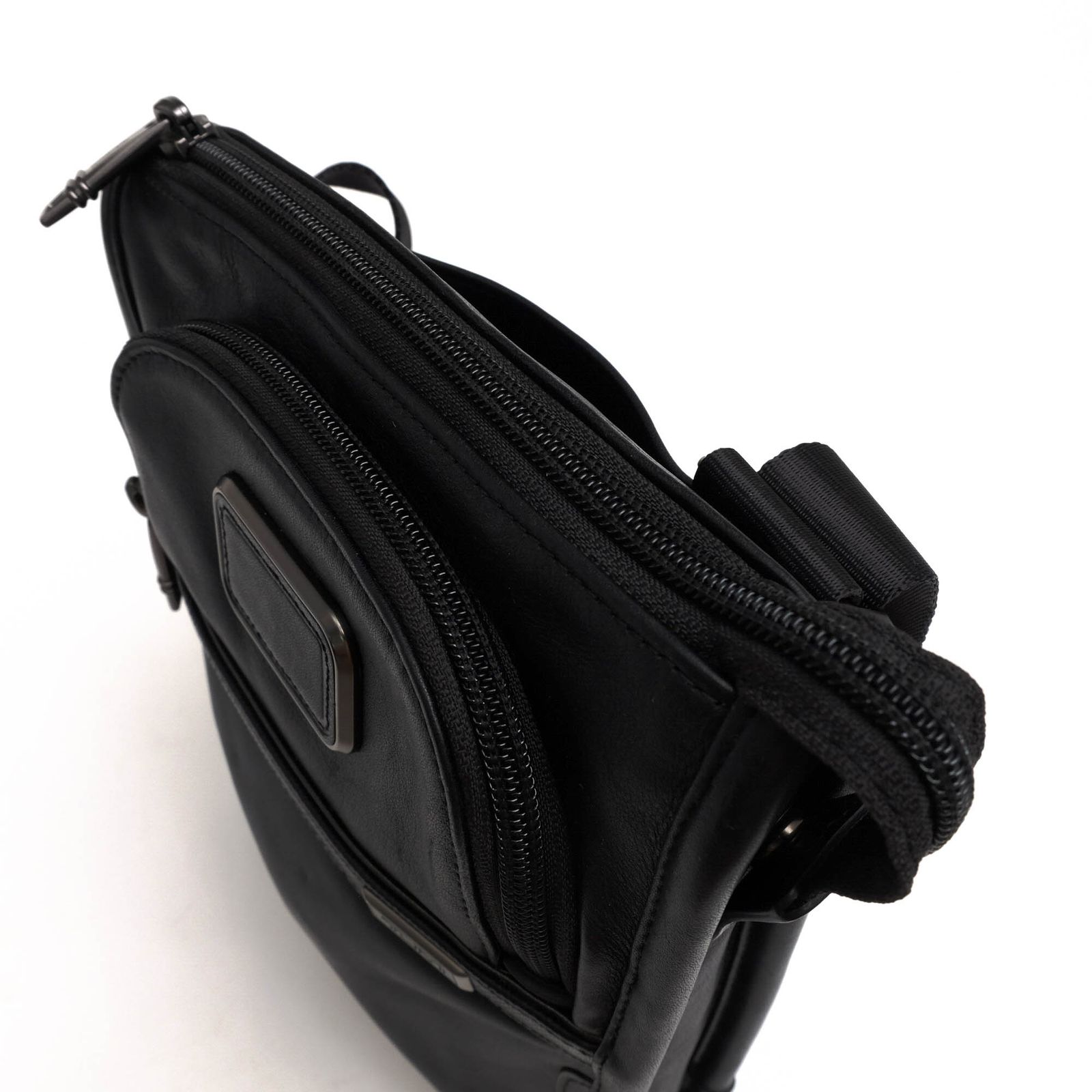 トゥミ TUMI 正規品5年保証 ショルダーバッグ メンズ 斜めがけ