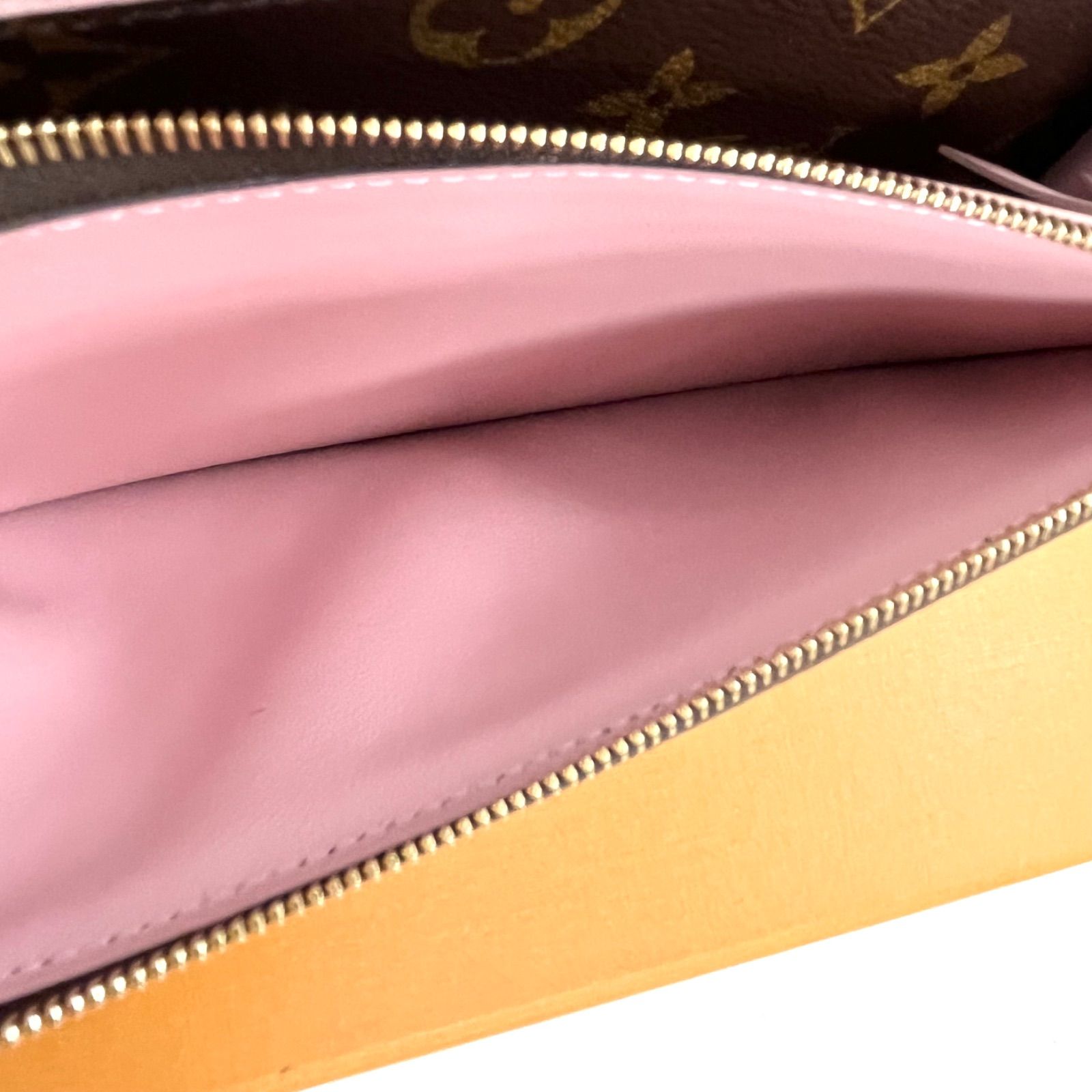 未使用レベル☆ ルイヴィトン LOUIS VUITTON ポルトフォイユ フロール 