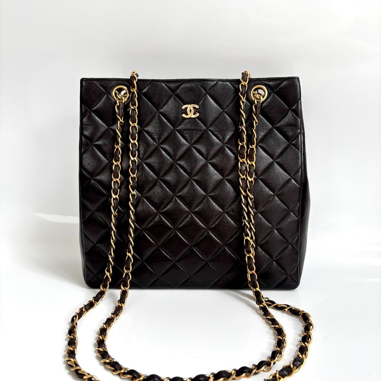 美品◎CHANEL シャネル マトラッセ 2番台 シリアルシールあり 